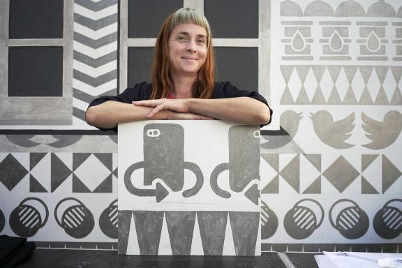 Navine G. Khan-Dossos, Ta Nea Xysta, 2021.