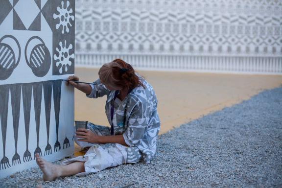 Navine G. Khan-Dossos, Ta Nea Xysta, 2021.