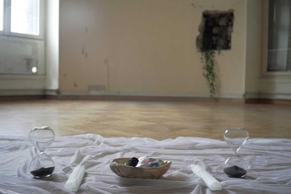 Marissa Malik & Yeshe Bahamon-Beesley, DESENTERRADA (DISCARDED), 2021.