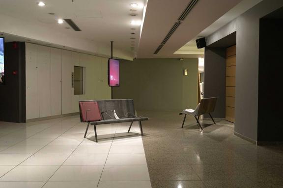 Vasilis Papageorgiou, Together we don't stand (I), 2021.