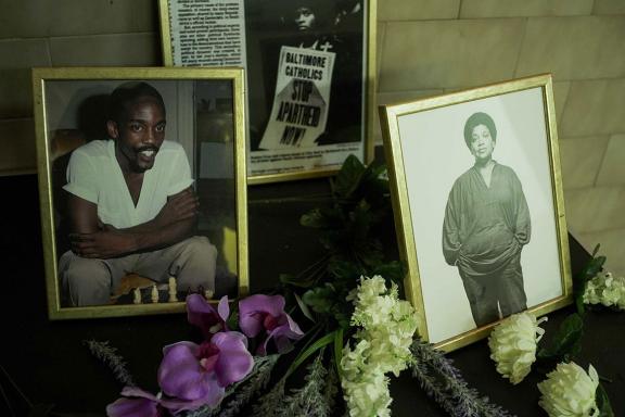 as they lay w/ Abdu Ali + Markele Cullins, Soft & Solid: Fugitive Harmonies in Pursuit of Home, 2021 (λεπτομέρεια). Άποψη εγκατάστασης 7ης Μπιενάλε της Αθήνας 2021 ECLIPSE, φωτογραφία: Νύσος Βασιλόπουλος.